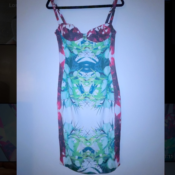 XS floral cocktail dress. - Picture 1 of 5